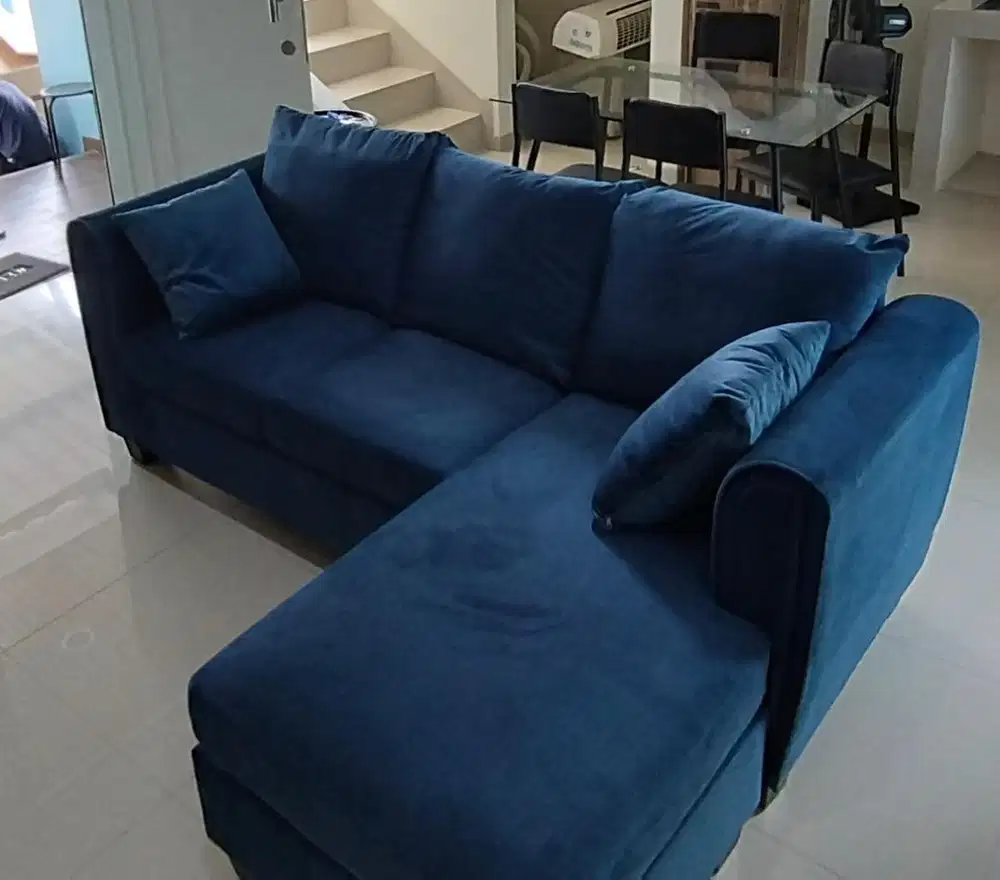 Sofa Lufkin Sudut Fabric ex Informa warna Biru