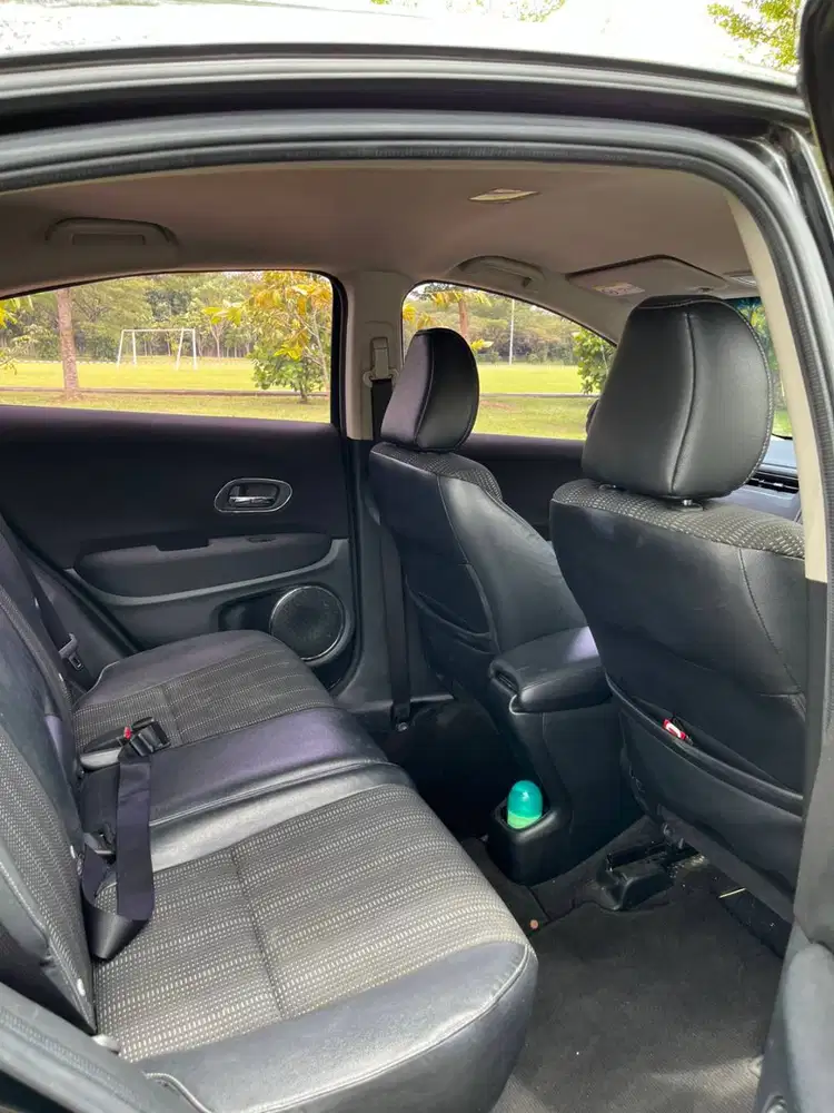 HR-V E CVT matic istimewa