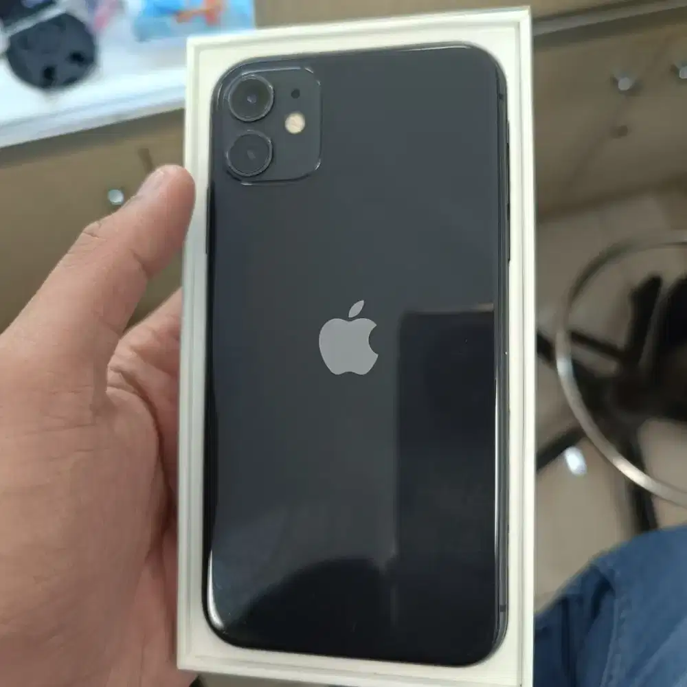 ilhone 11 64 ibox