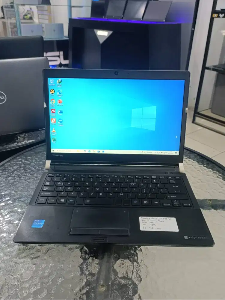 TOSHIBA DYNABOOK R73/W
