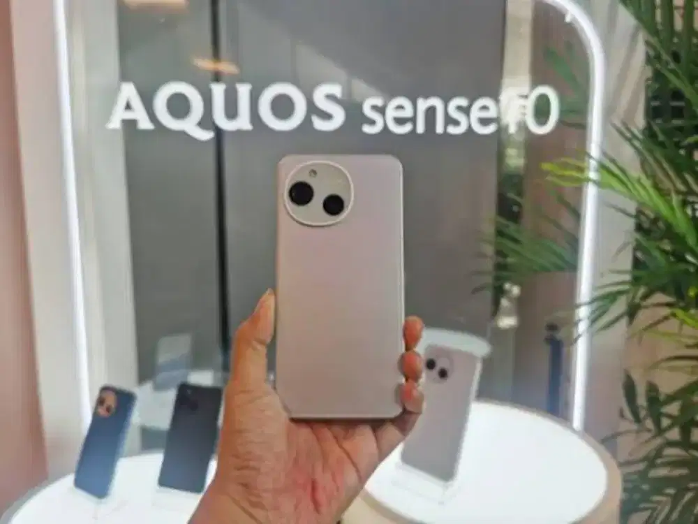 [Compact] Sharp Aquos sense 10 8/256