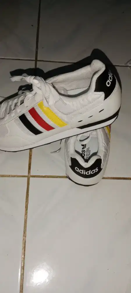 sepatu Adidas serba germany