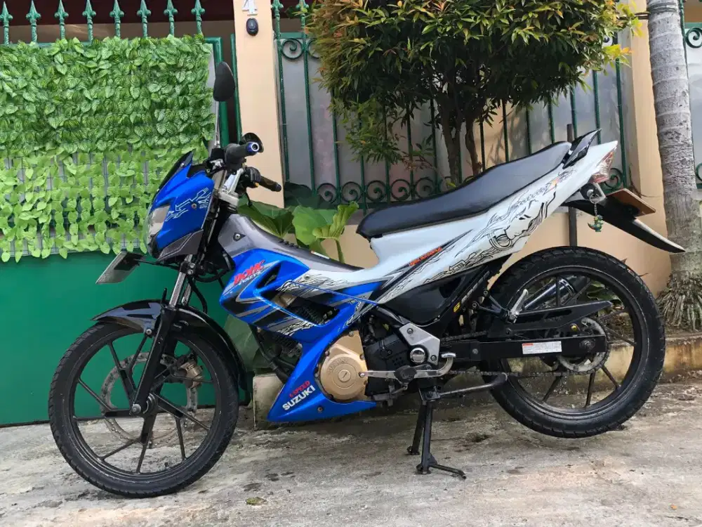Satria fu150 scd 2012 barong putih biru ori