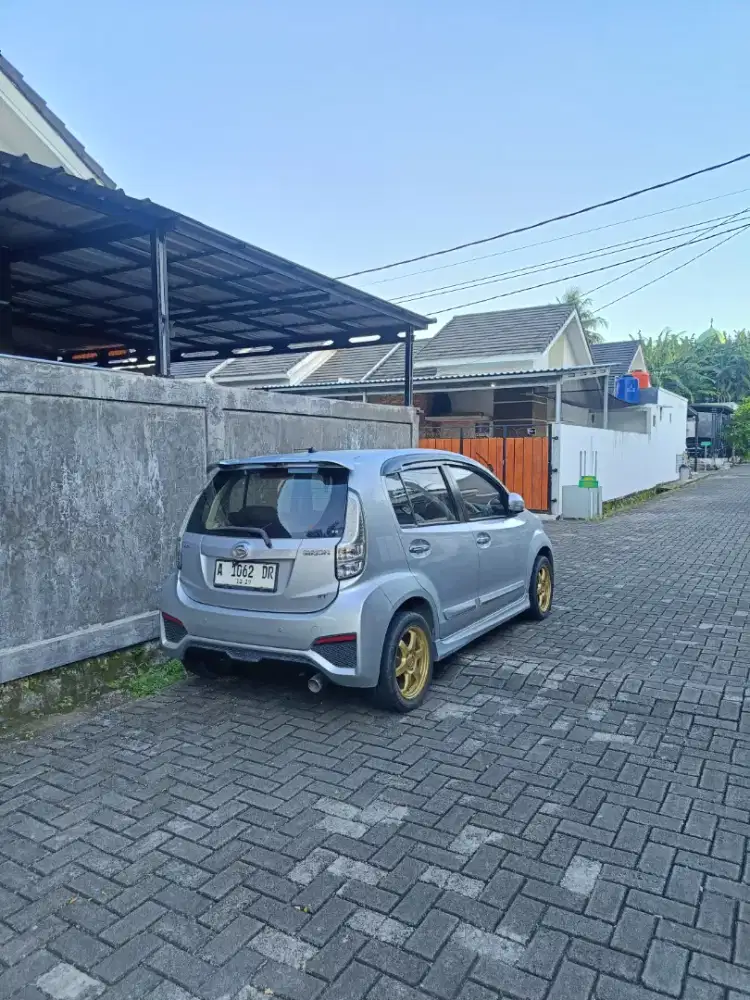 Sirion Facelift RS 2015 pakaian pribadi