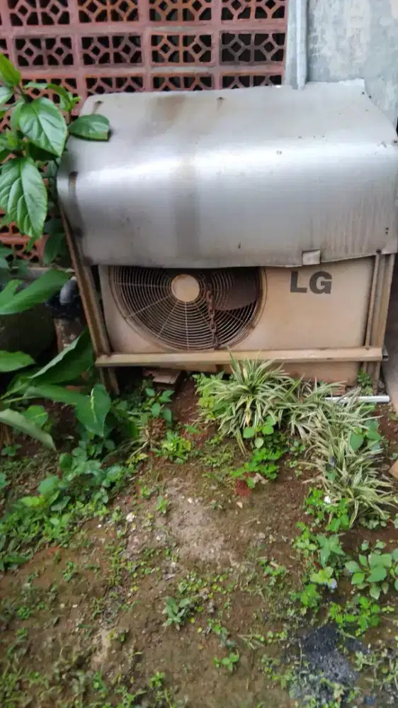 Terima AC bekas rusak