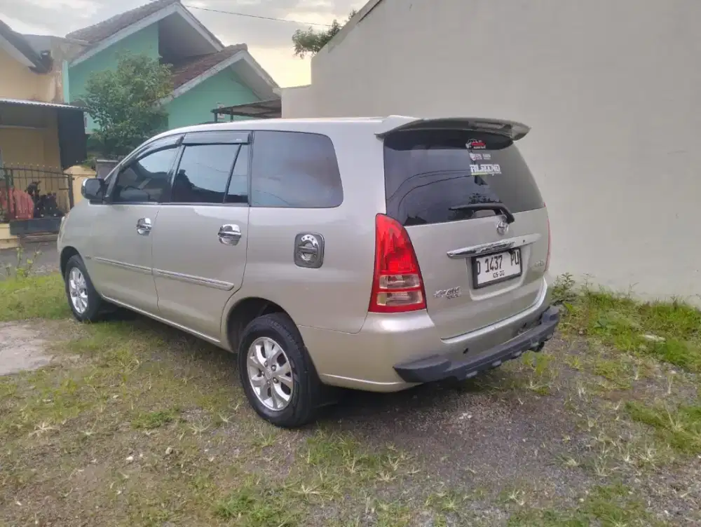 Kijang Innova V Matic 2006 Mulus