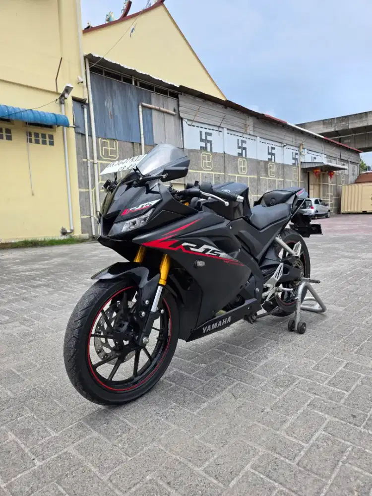 Yamaha R15 V3 Hitam 2019