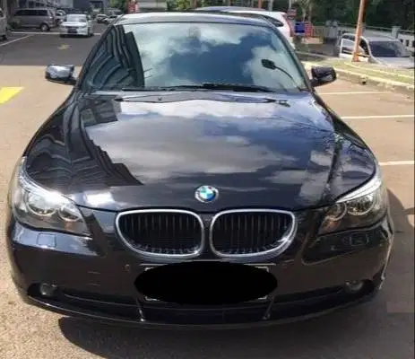 BMW 523i (E60) Harga labaran.