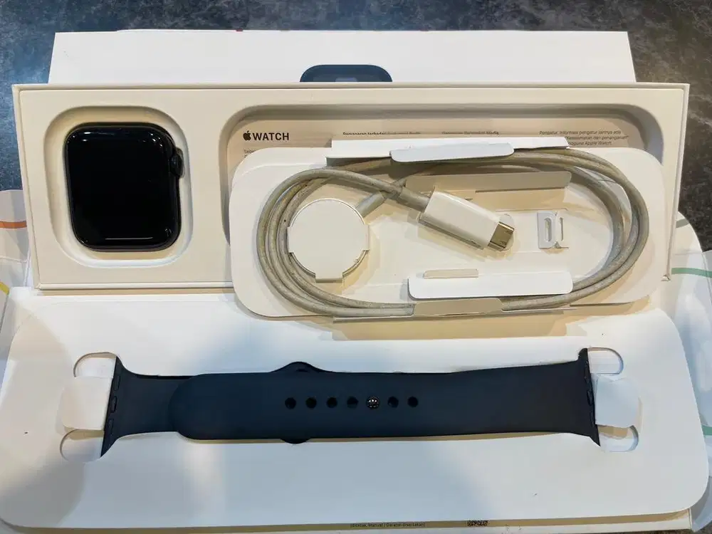 Iwatch se gen 2 44mm ex resmi