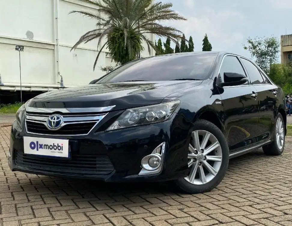 TDP 8,JT, Toyota Camry 2.5 Hybrid-AT Hitam 2013