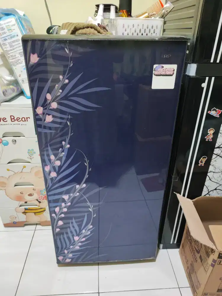 Kulkas 1 pintu merk sharp