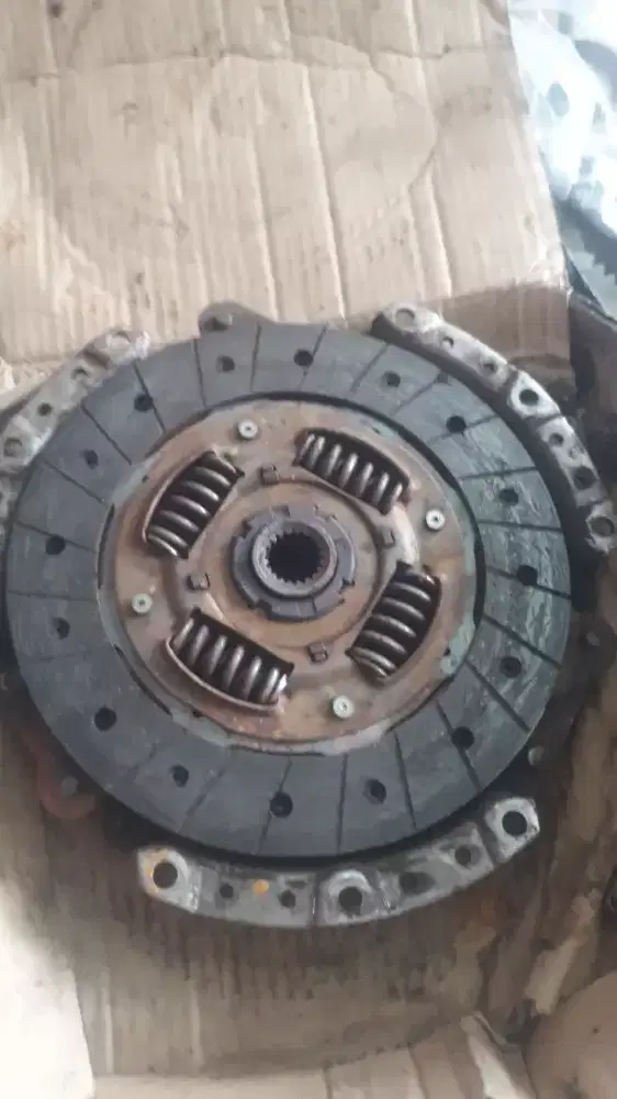 Set kampas kopling apv lux / futura injection