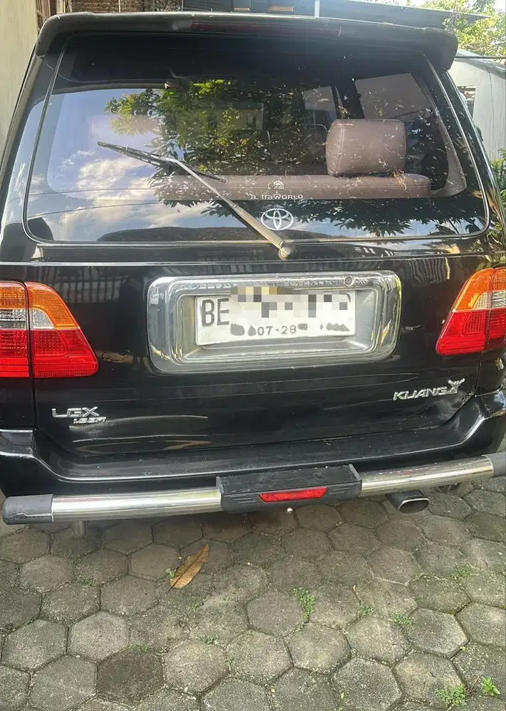 KIJANG LGX 2004