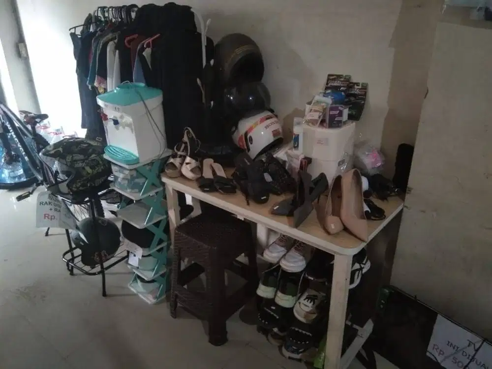 DIJUAL Semua Item PRELOVED Pakaian Wanita + Sepatu BRANDED