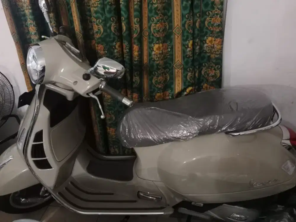 Di jual vespa gts