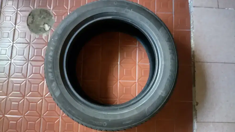 Ban Michelin 205-55-R16