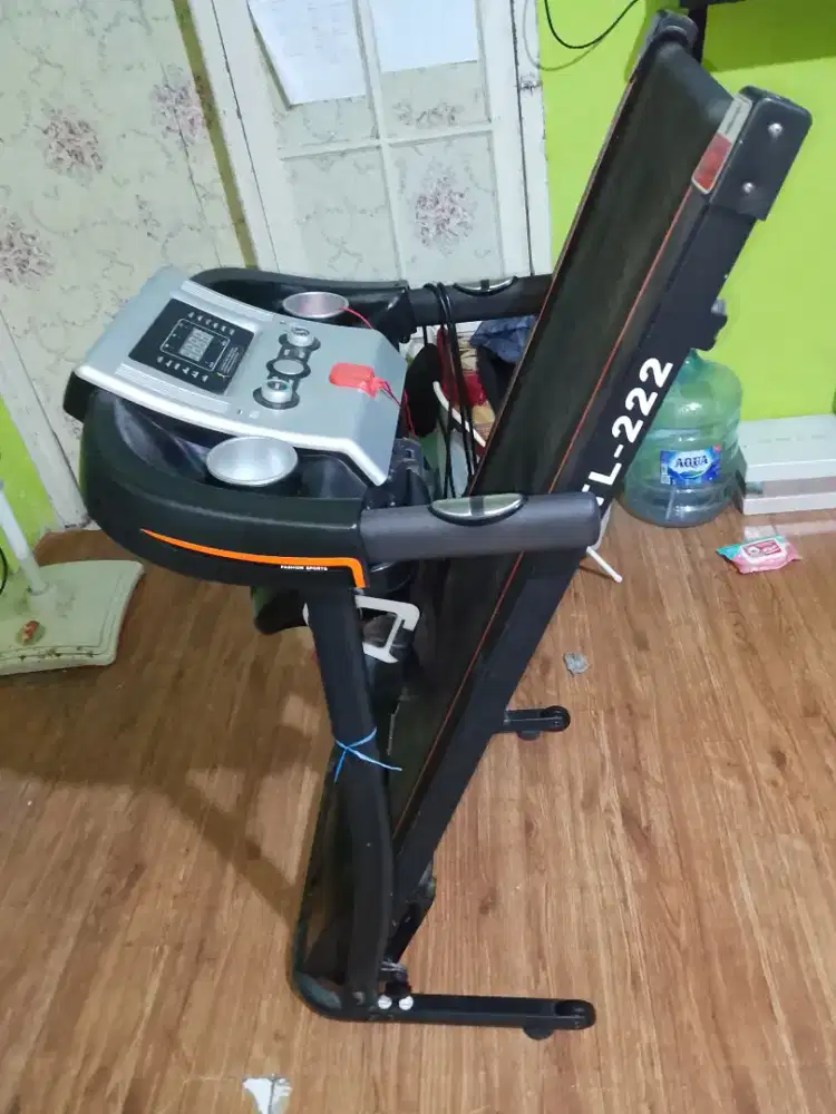 Di jual treadmill elektrik