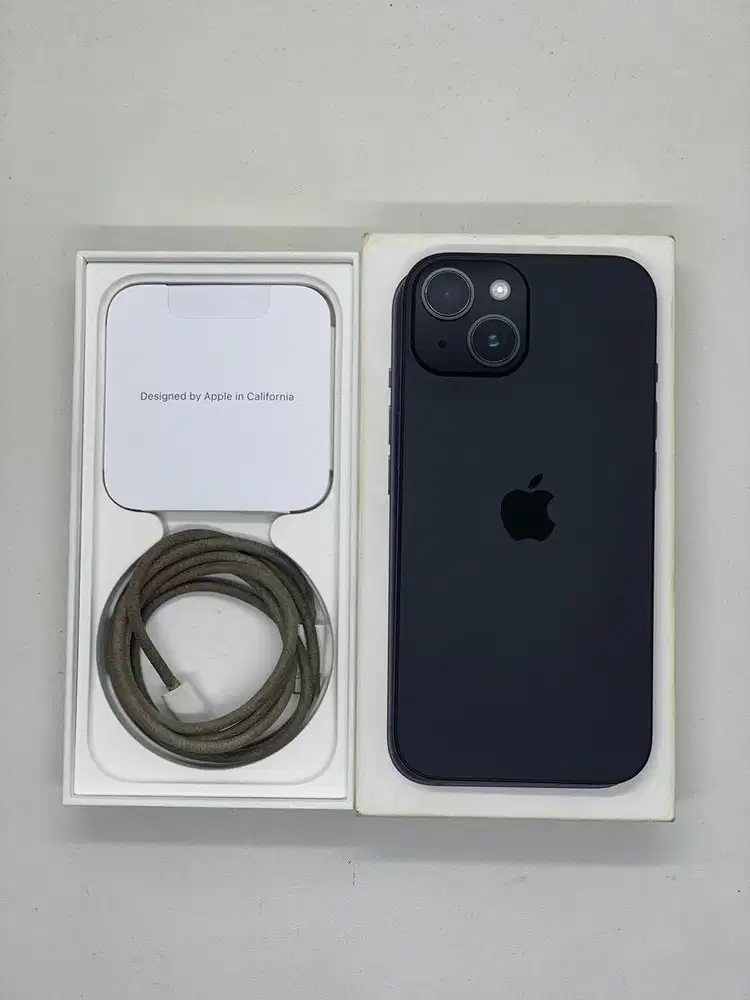 iPhone 15 128GB Resmi ex iBox Black