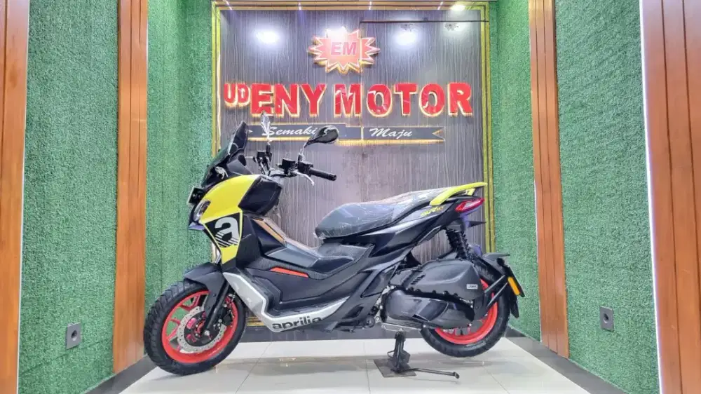 UD ENY MOTOR - Aprilia SR GT 200 thn 2022 super