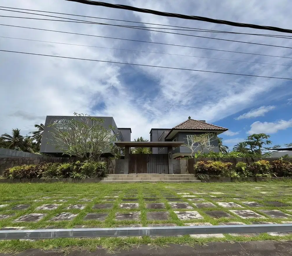 DIJUAL/DISEWAKAN VILLA UBUD BALI