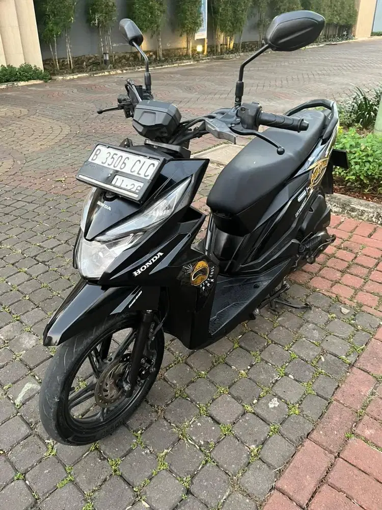 Beat Eco Stret Hitam Gloosy