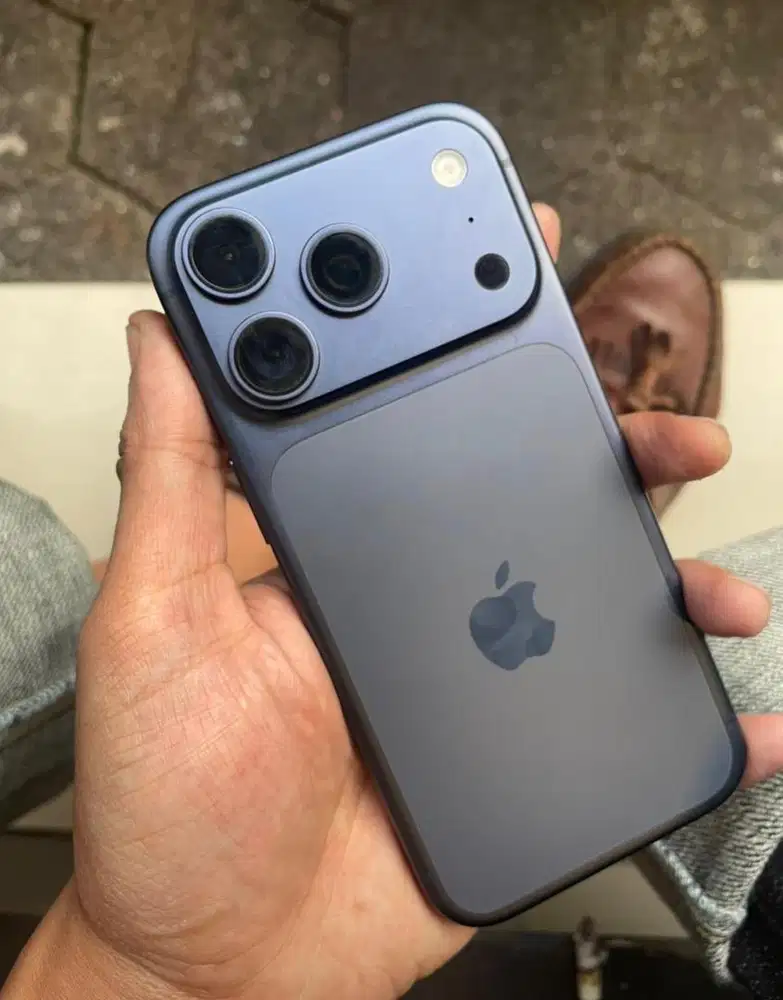 Iphone 17 pro 256 DEEPBLUE IBOX