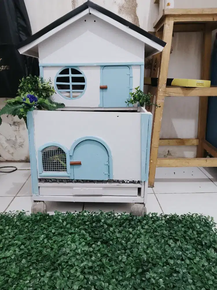 Rumah miniatur pliharaan