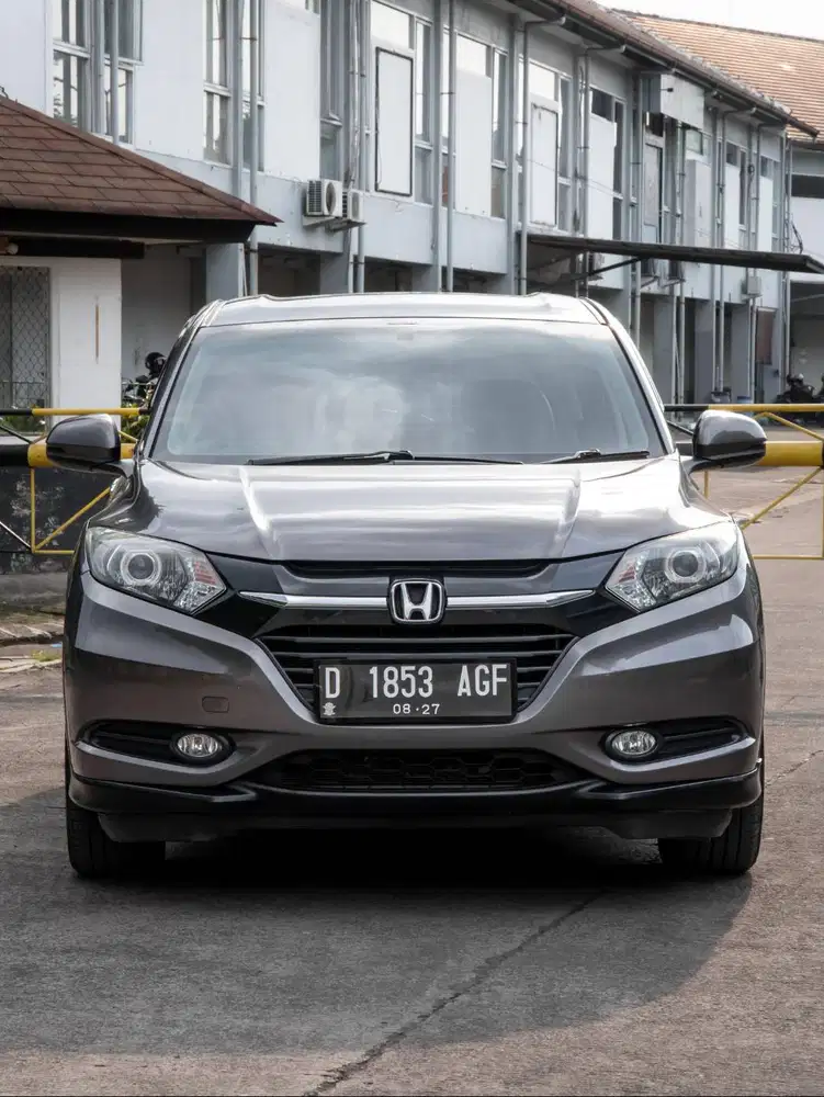 Honda HRV e matic 2017 abu2 low km