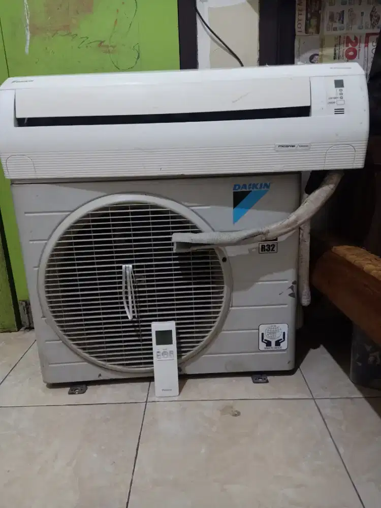 AC Daikin Inverter 1 PK Remote