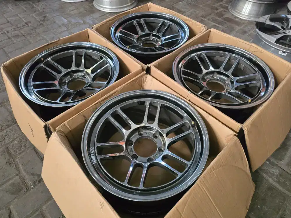 Velg ENKEI RPT R18 Fortuner Pajero Hilux Strada Triton Everest Ranger