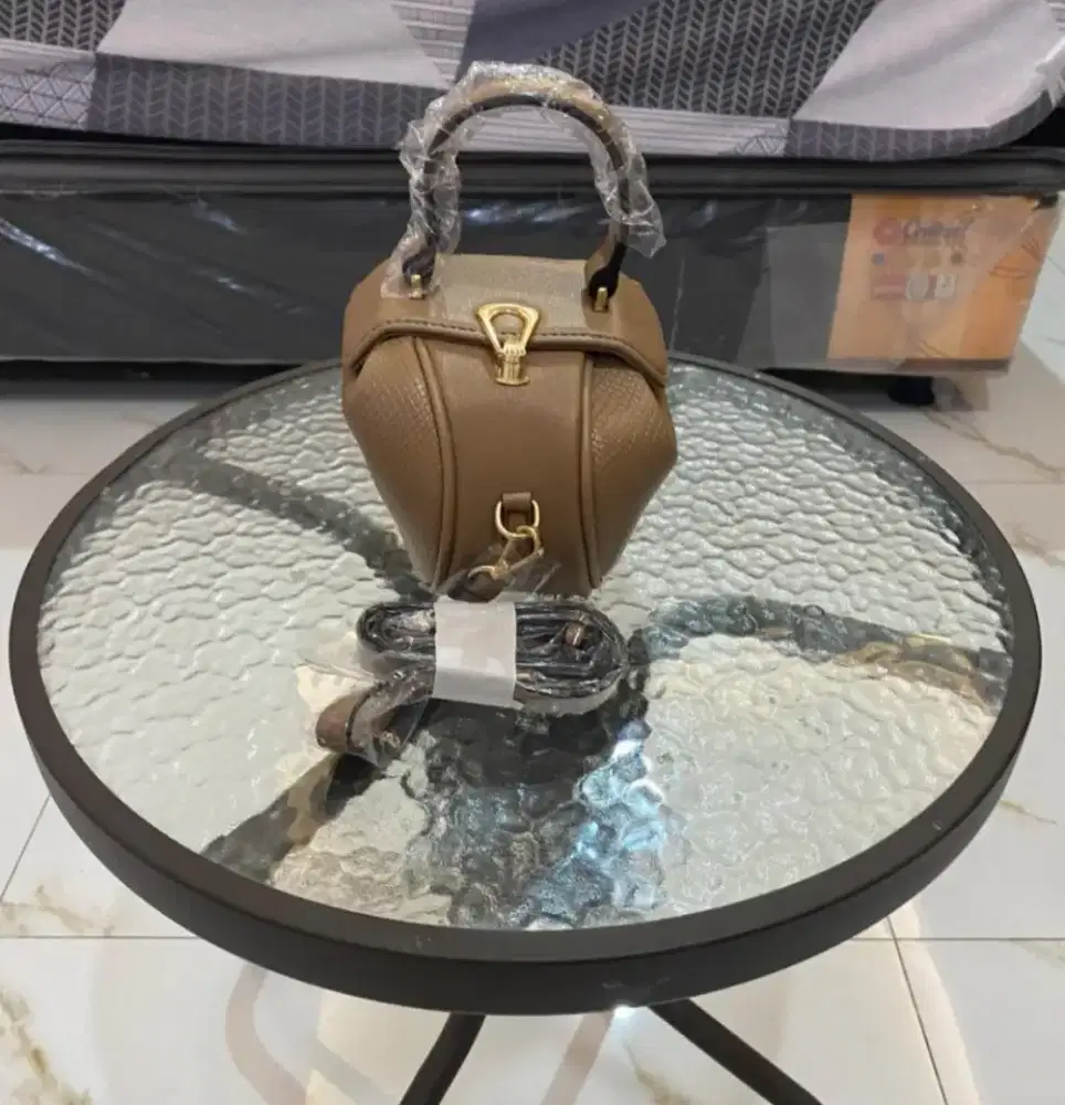 Tas bahu / selempang kulit wanita