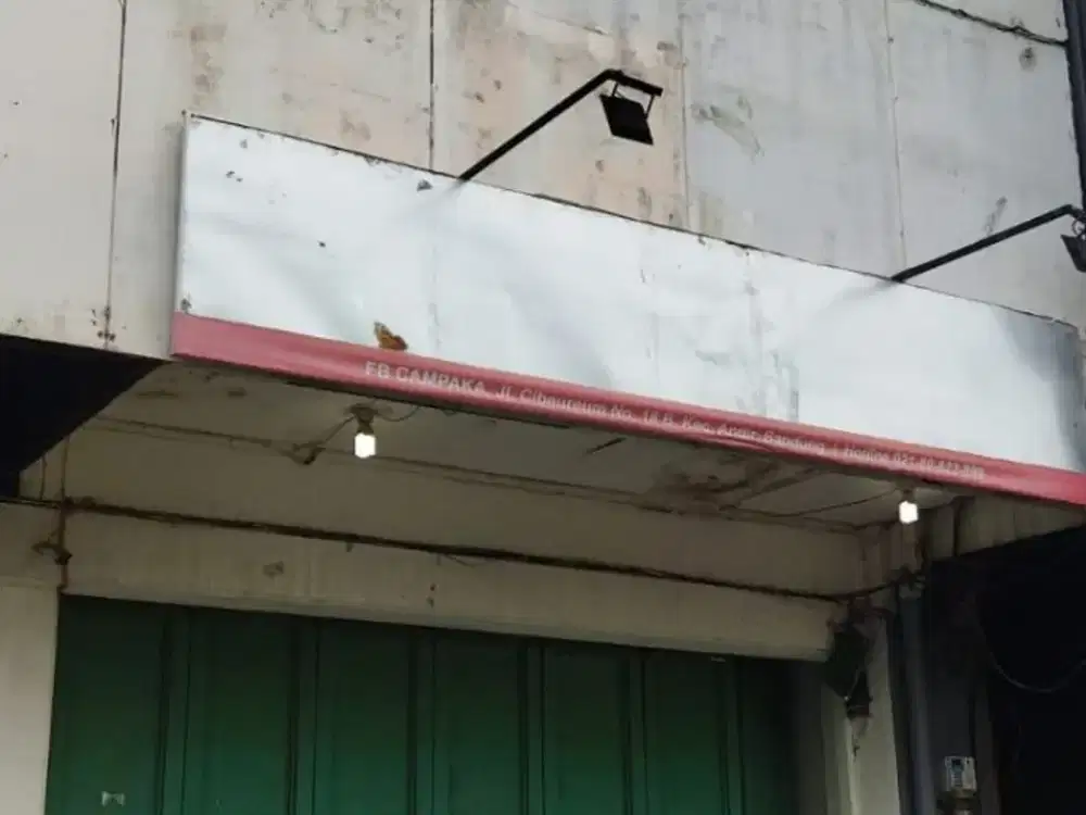 Ruang Usaha Jalan Raya Cibeureum