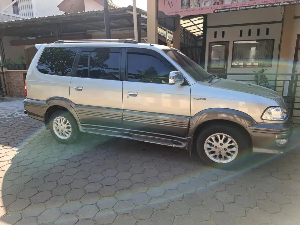 Mobil bekas pontianak