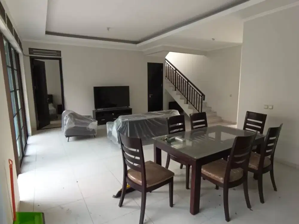 Rumah Lux BTD 2 Kota Baru Parahyangan Full Furnished