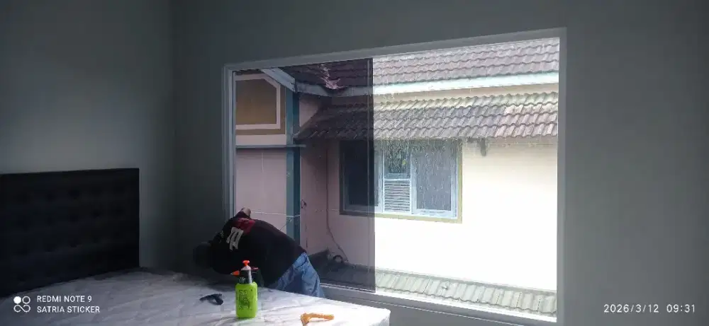 Kaca Film oneway hitam kacafilm tolak panas uv unt rumah & gedung