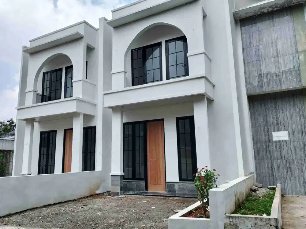 Rumah kpr 2 lantai lokasi strategis cukup bayar 5jt sudah all in