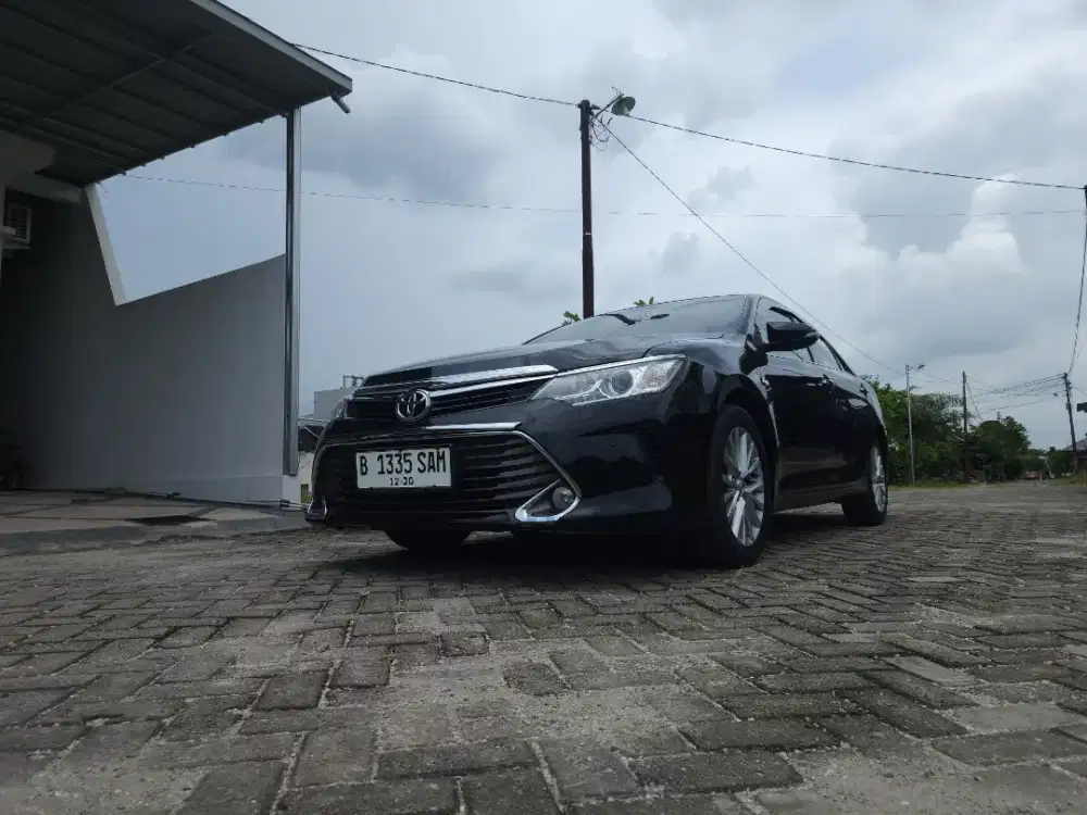Toyota Camry 2.5V AT 2015