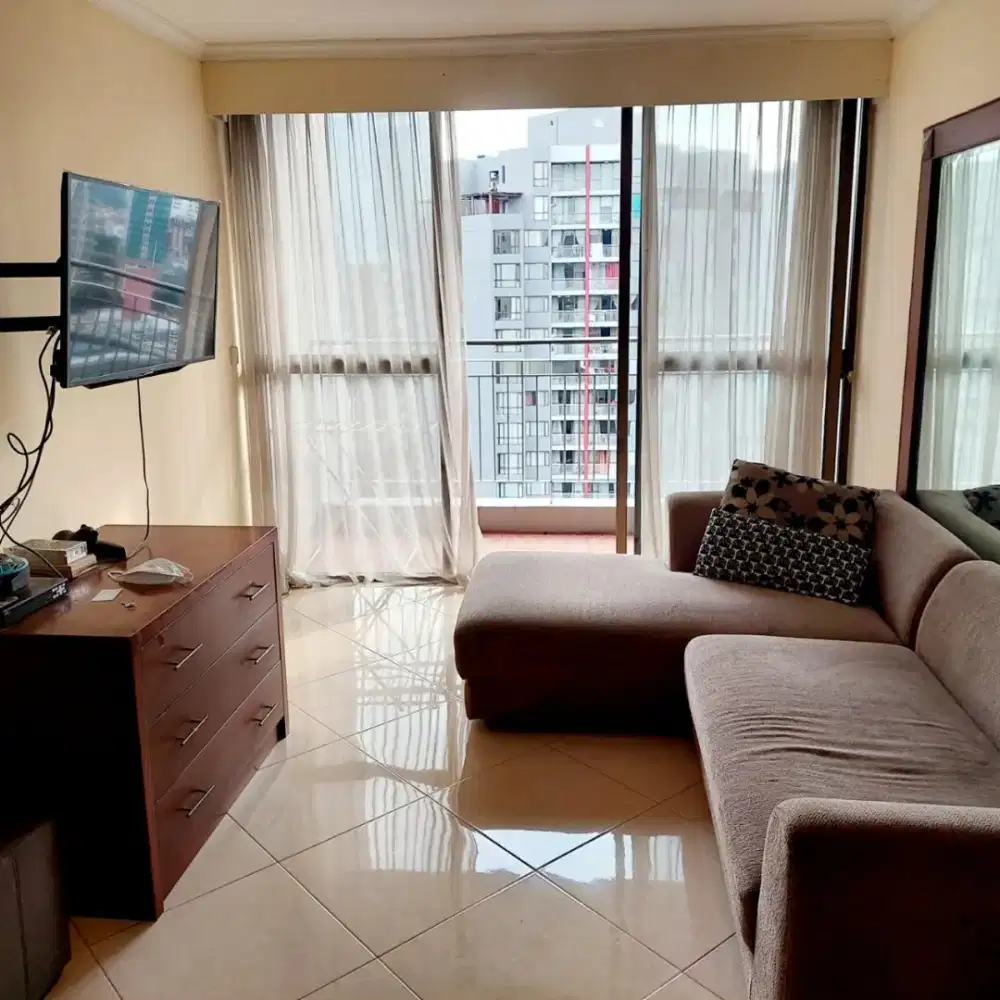 Dijual Apartemen Taman Rasuna 2BR,74M2,Furnish,SHM