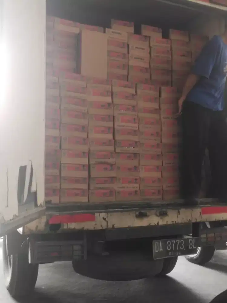 Di cari laki2 buruh toko sembko umur 19 sampai 35 th