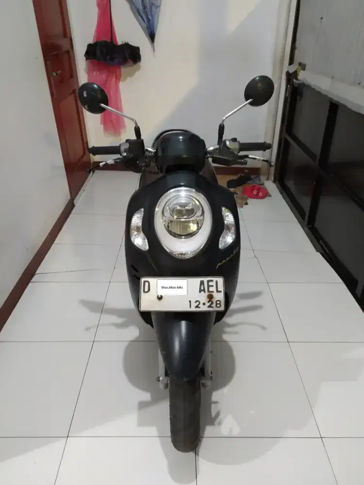 Scoopy Prestige 2023