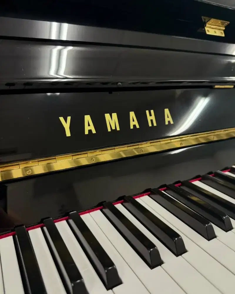 piano upright yamaha JU-109 PE