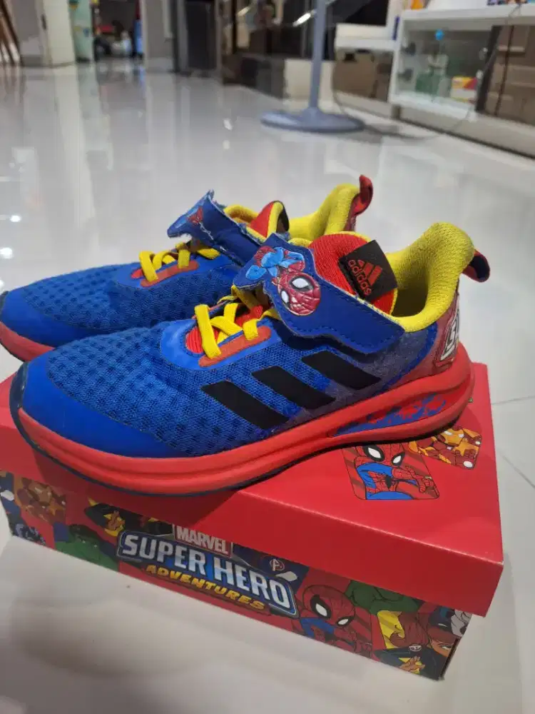 Sepatu anak merk adidas original