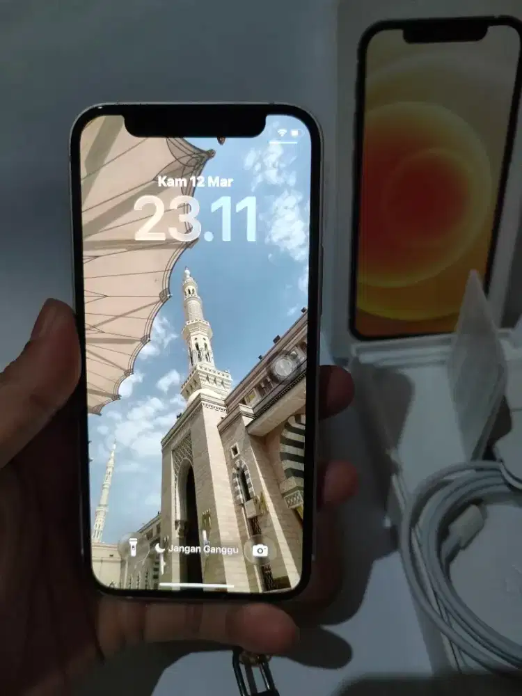 Iphone 12 mini inter  ( wifi only)