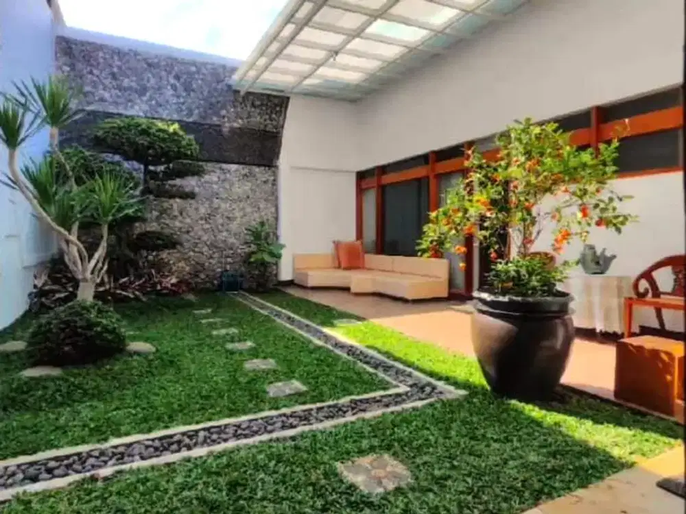 Rumah Lux Asri Di Setrasari Kulon Bandung