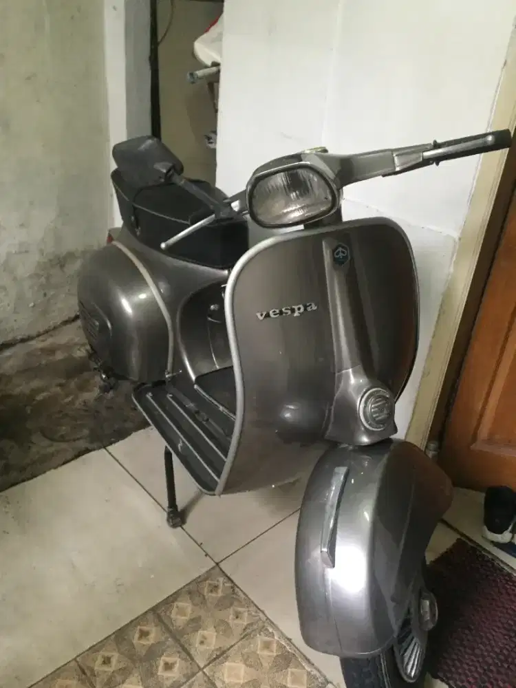 Vespa sprint veloce 1978