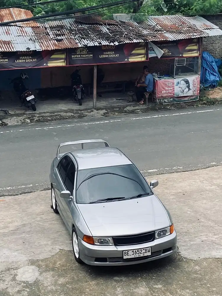Mitsubishi Lancer