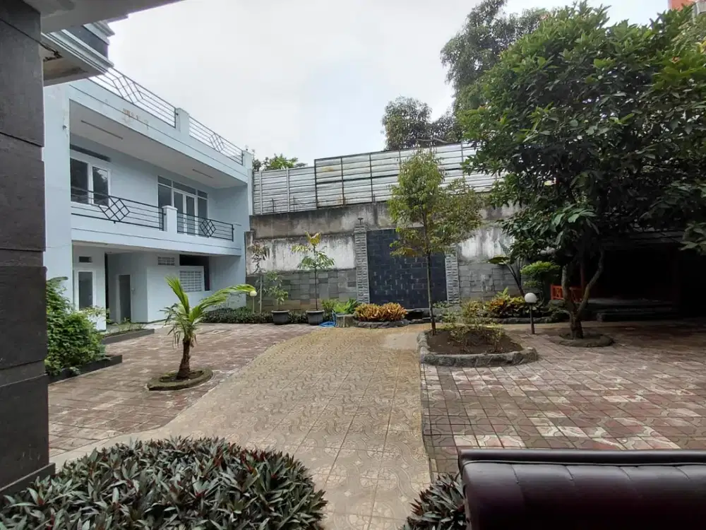 DIJUAL Rumah Mewah Lokasi Strategis di Sarijadi Bandung dekat KPAD, Univ. Maranatha, UPI, PVJ, RSHS, Rs. Advent, ITB, Tol Pasteur, Gegerkalong