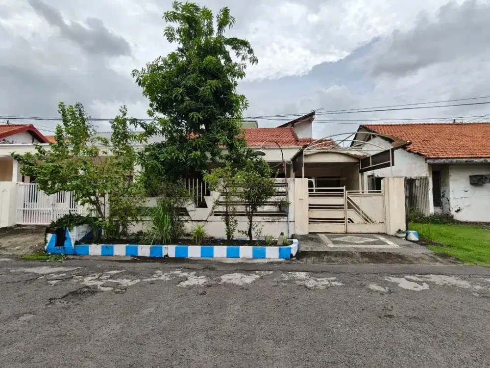 DIJUAL RUMAH MEDOKAN ASRI TENGAH