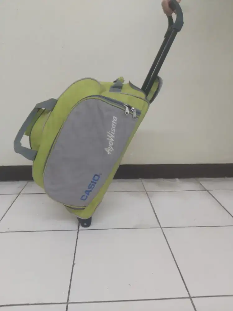 Jual murah tas travel kabin roda msh normal,bonus 3 tas,harga 50 ribu