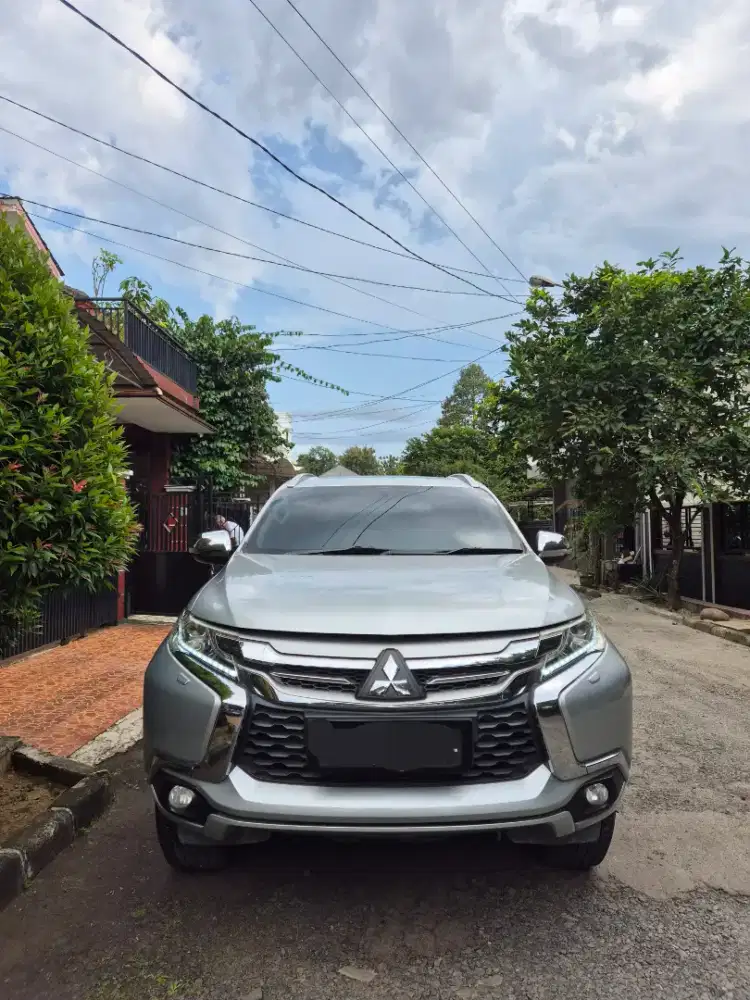 Pajero Dakar 2016 2.4 Diesel 7AT Pajak Panjang Ban Michelin Siap Mudik